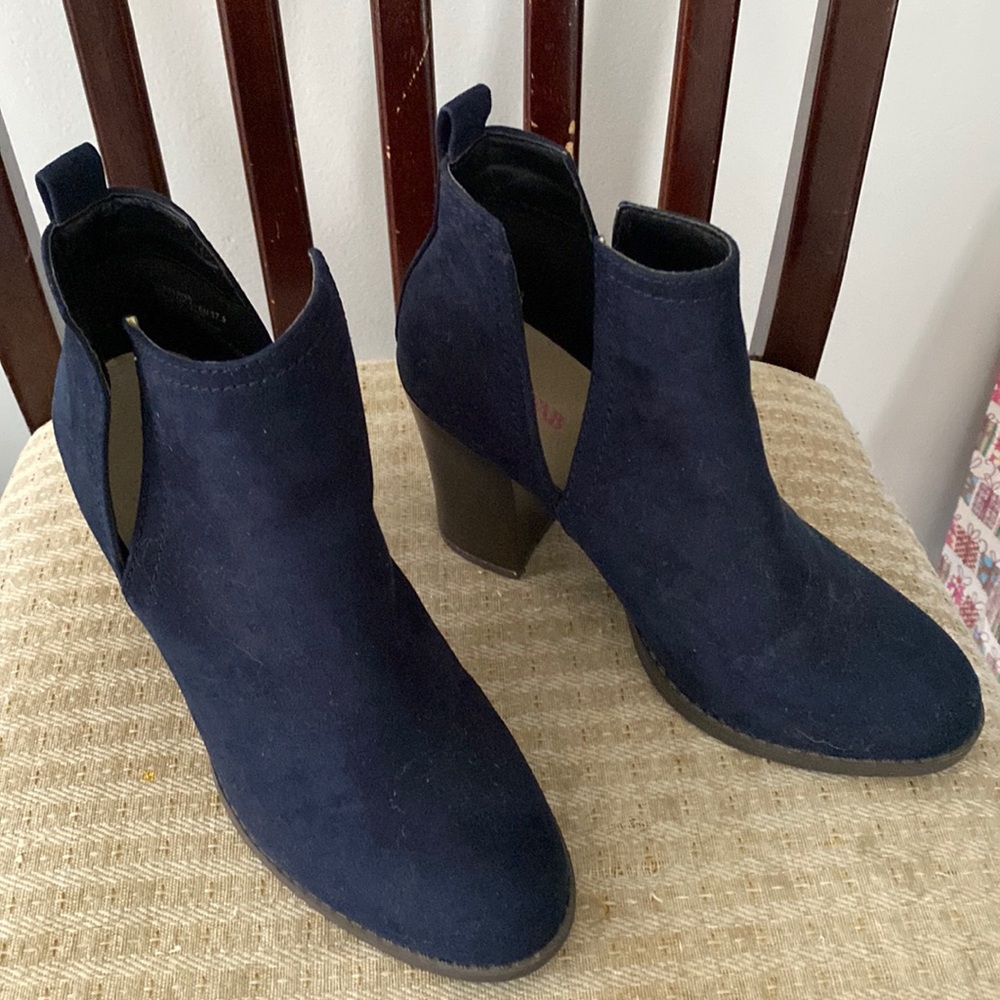 Navy booties you could wear professional, and causal